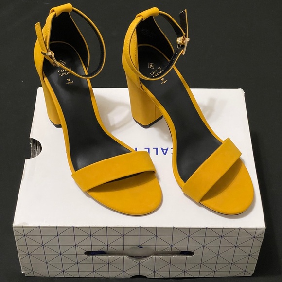 Ankle Strap Block Heel Sandals - Picture 3 of 4